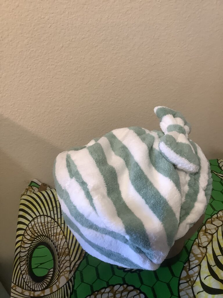 Head wrap with bow-knot